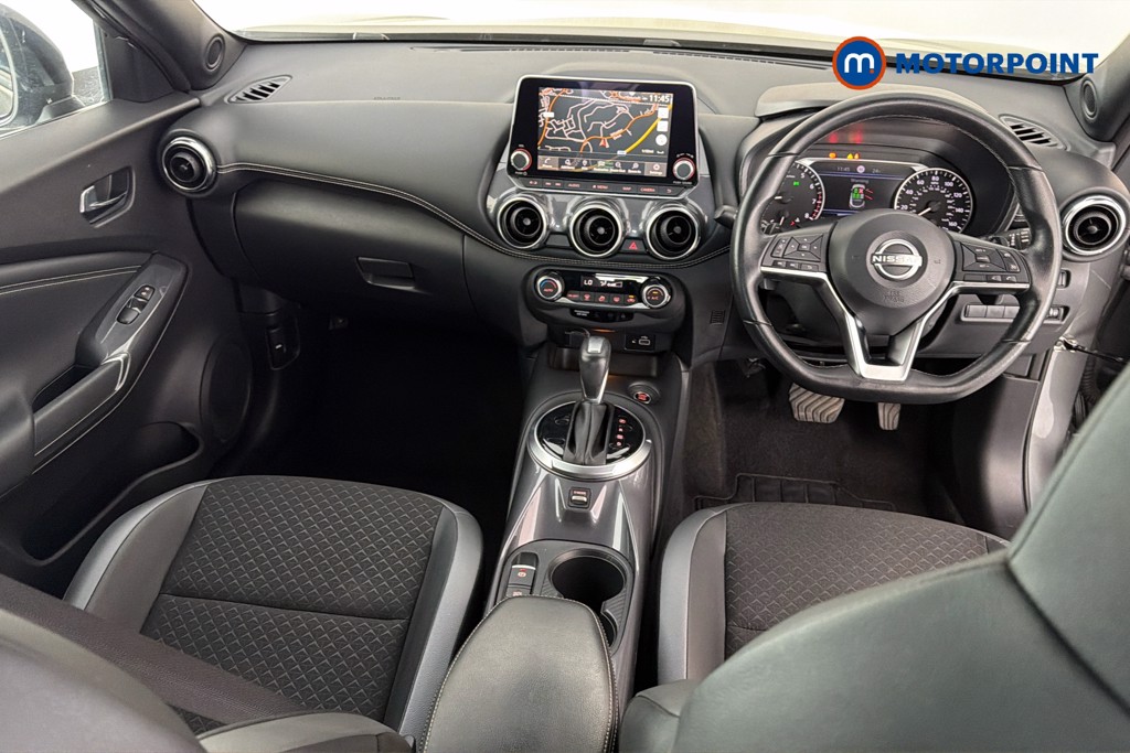 Nissan Juke N-Connecta Automatic Petrol SUV - Stock Number (1665101) - 1st supplementary image