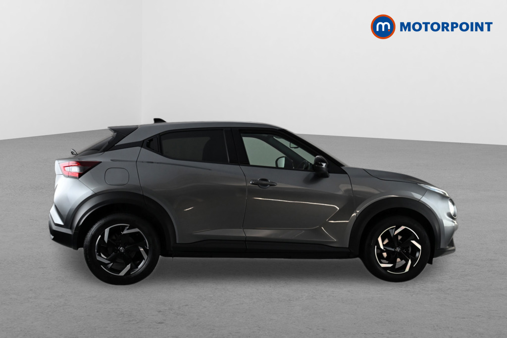 Nissan Juke N-Connecta Automatic Petrol SUV - Stock Number (1665101) - Drivers side rear corner
