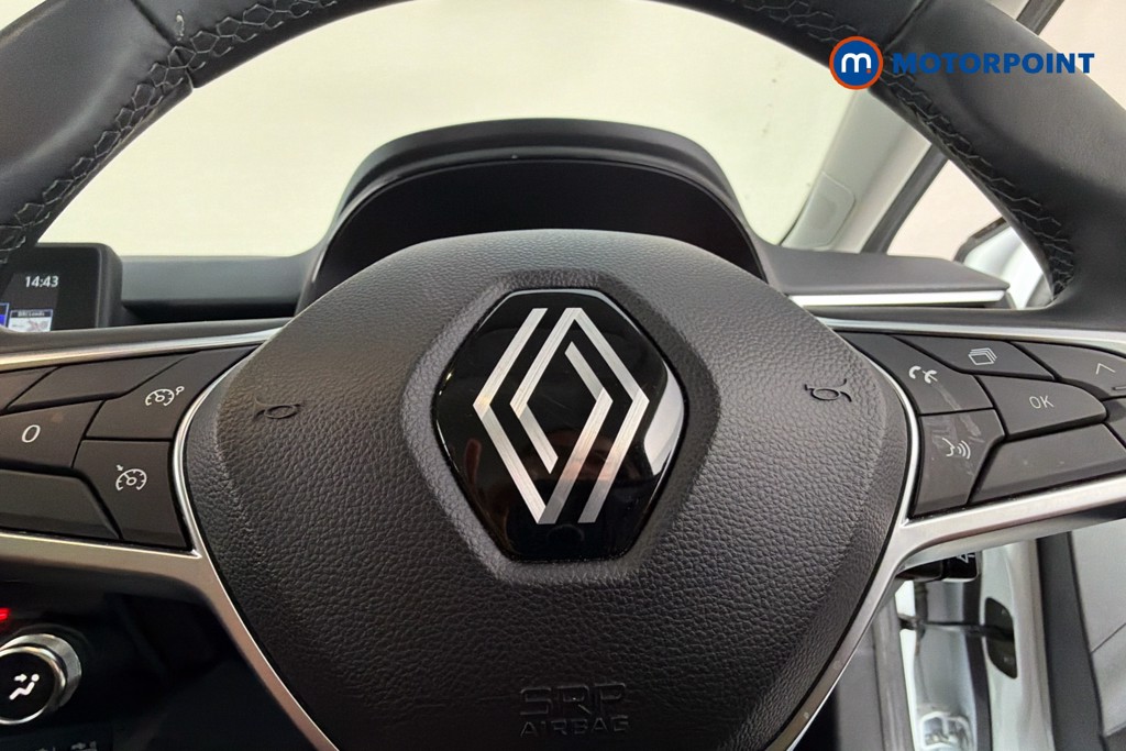 Renault Clio Evolution Manual Petrol Hatchback - Stock Number (1665114) - 5th supplementary image