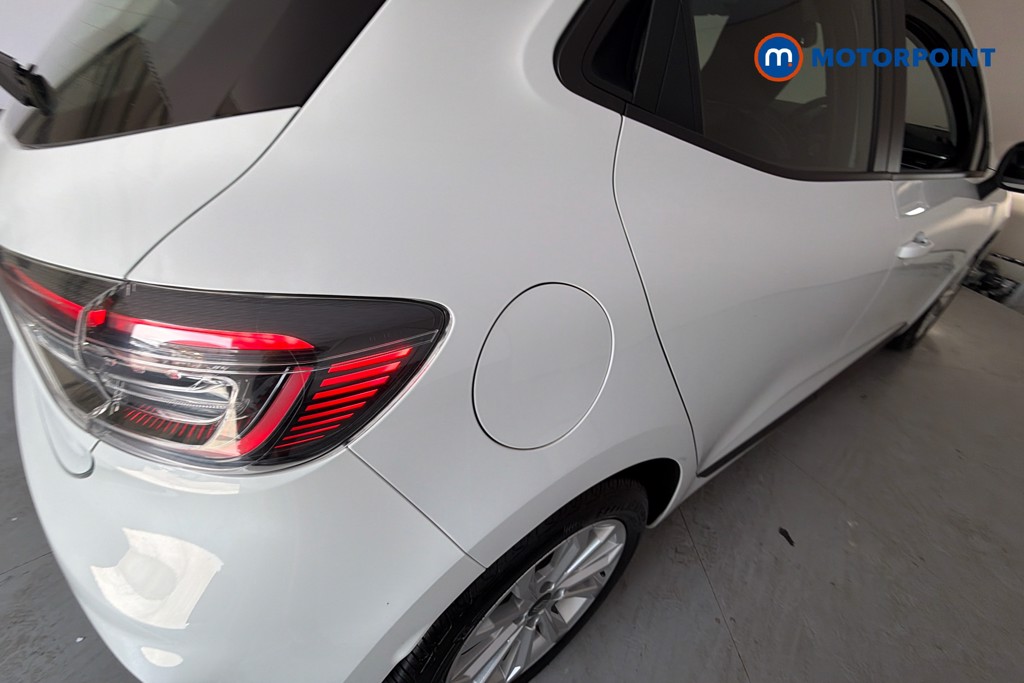 Renault Clio Evolution Manual Petrol Hatchback - Stock Number (1665114) - 41st supplementary image