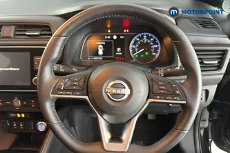 Nissan Leaf N-Connecta Automatic Electric Hatchback - Stock Number (1665137) - 2nd supplementary image