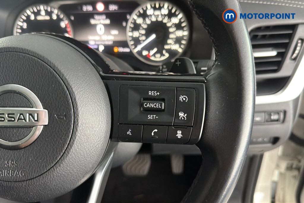 Nissan Qashqai Acenta Premium Automatic Petrol SUV - Stock Number (1665309) - 3rd supplementary image
