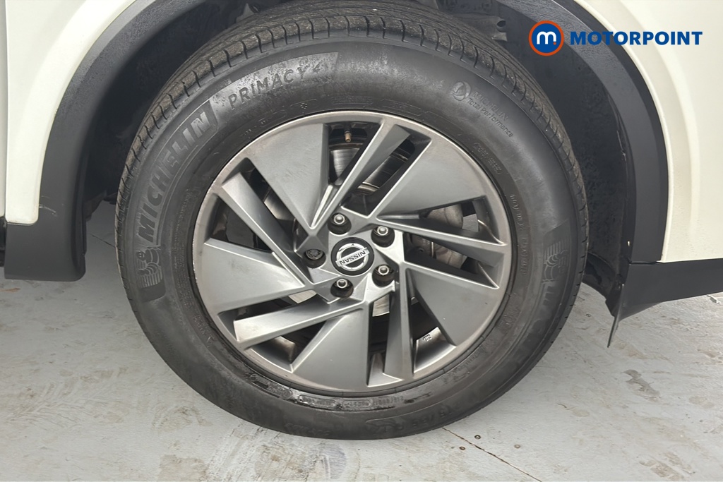 Nissan Qashqai Acenta Premium Automatic Petrol SUV - Stock Number (1665309) - 47th supplementary image