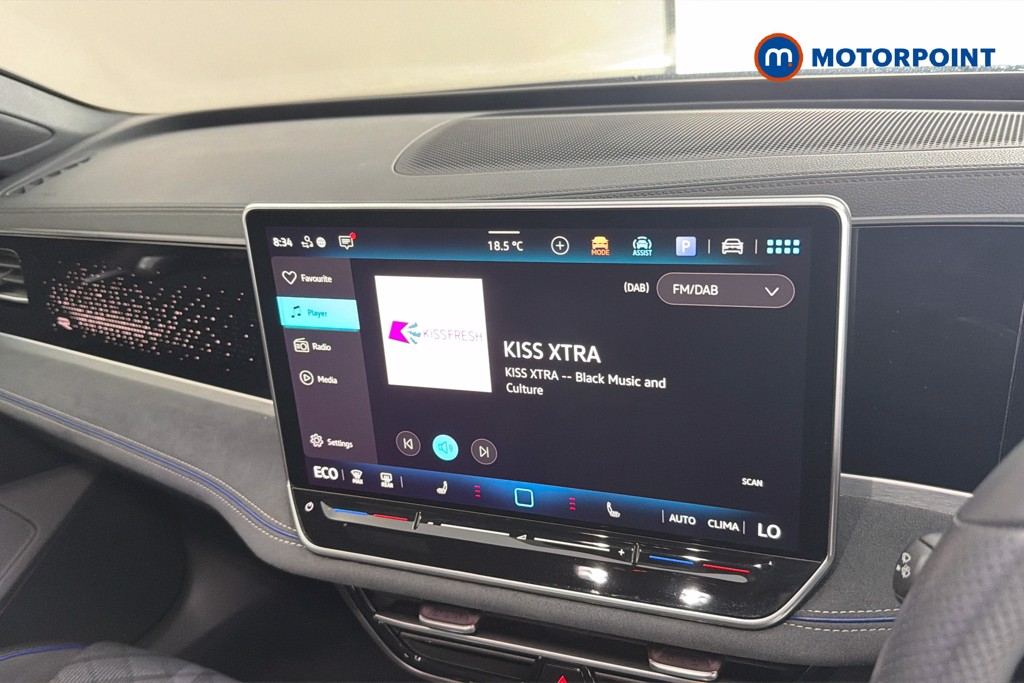 Volkswagen Passat R-Line Automatic Petrol Plug-In Hybrid Estate - Stock Number (1665416) - 9th supplementary image