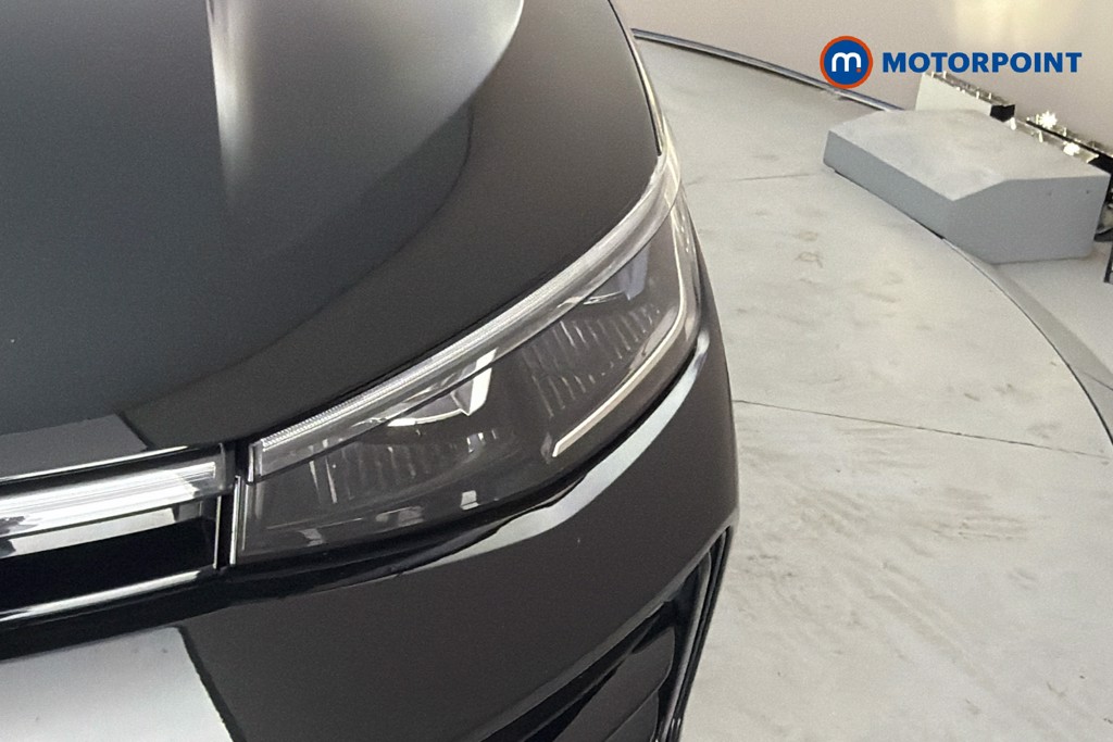 Volkswagen Passat R-Line Automatic Petrol Plug-In Hybrid Estate - Stock Number (1665416) - 44th supplementary image