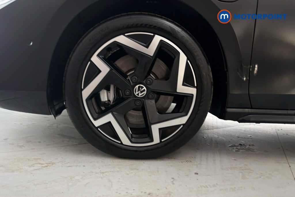 Volkswagen Passat R-Line Automatic Petrol Plug-In Hybrid Estate - Stock Number (1665416) - 47th supplementary image