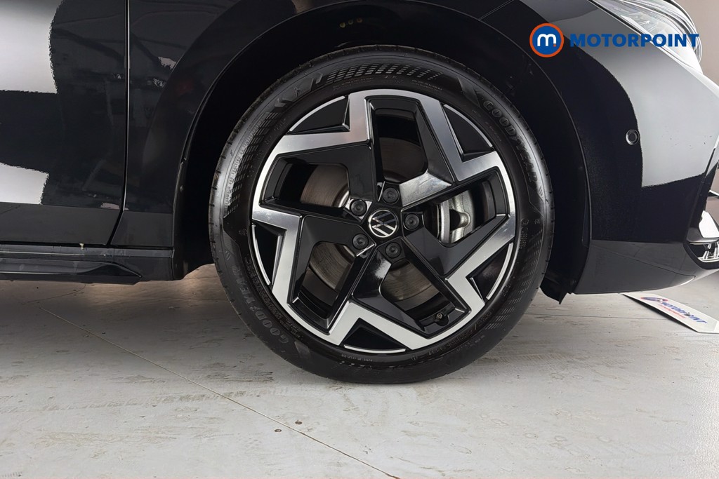 Volkswagen Passat R-Line Automatic Petrol Plug-In Hybrid Estate - Stock Number (1665416) - 50th supplementary image