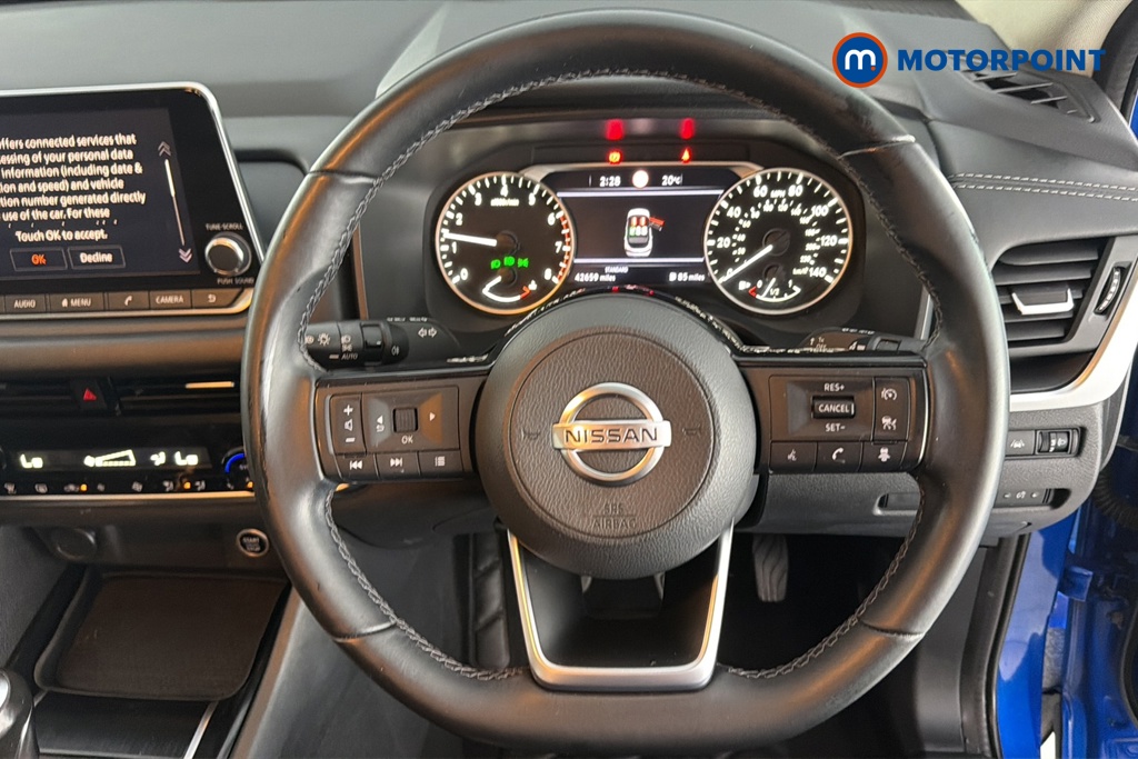 Nissan Qashqai Acenta Premium Manual Petrol SUV - Stock Number (1665432) - 2nd supplementary image