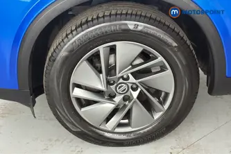 Nissan Qashqai Acenta Premium Manual Petrol SUV - Stock Number (1665432) - 44th supplementary image