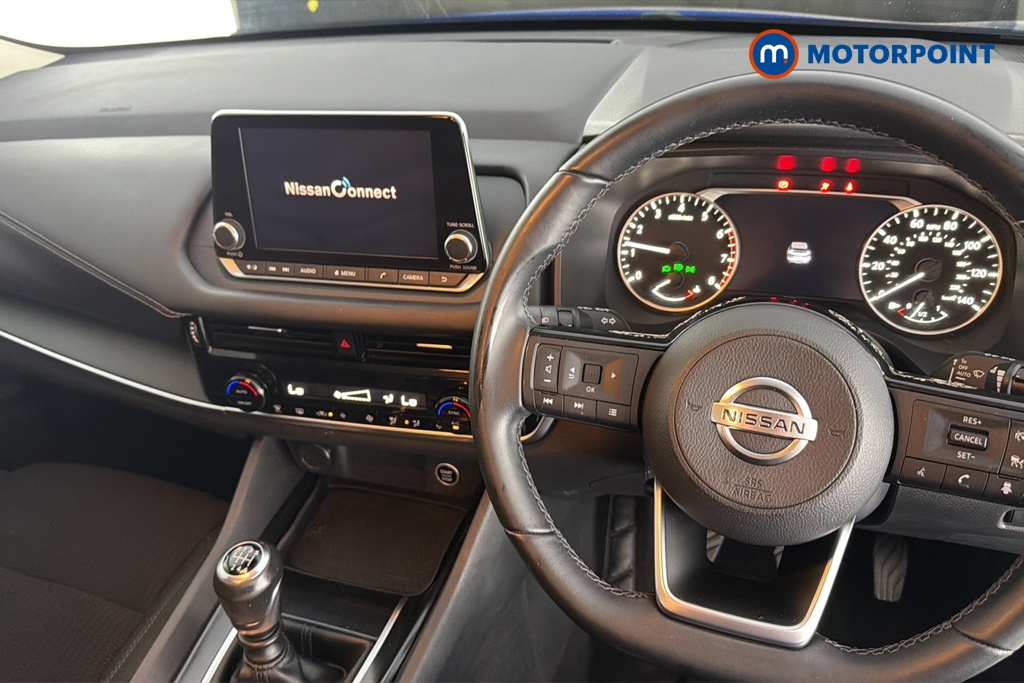 Nissan Qashqai Acenta Premium Manual Petrol SUV - Stock Number (1665432) - 1st supplementary image