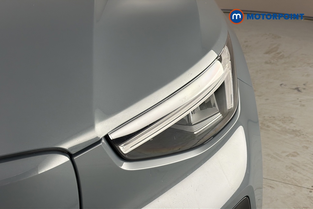 Volvo Xc40 Core Automatic Electric SUV - Stock Number (1665437) - 42nd supplementary image