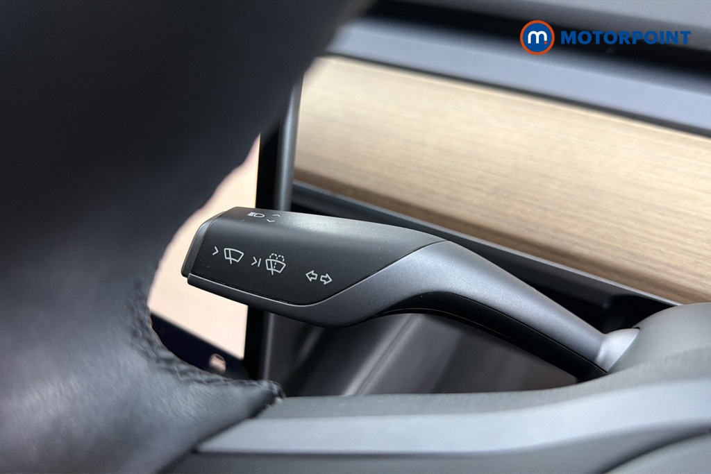 Tesla Model Y Long Range Automatic Electric SUV - Stock Number (1665455) - 5th supplementary image