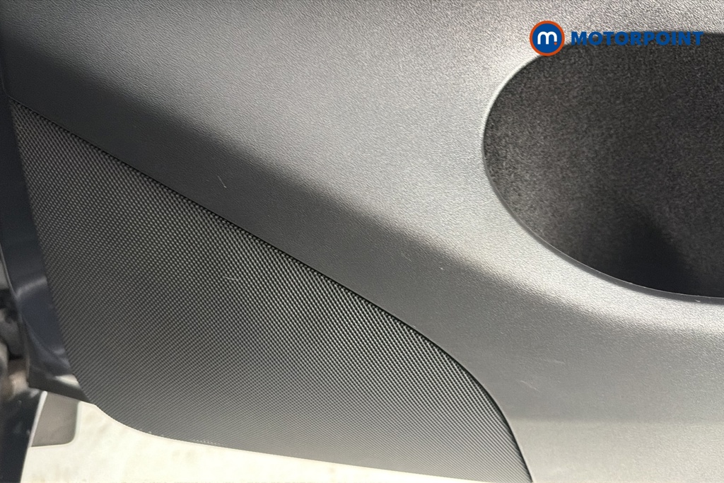 Tesla Model Y Long Range Automatic Electric SUV - Stock Number (1665455) - 21st supplementary image