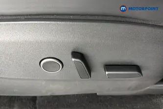 Tesla Model Y Long Range Automatic Electric SUV - Stock Number (1665455) - 23rd supplementary image