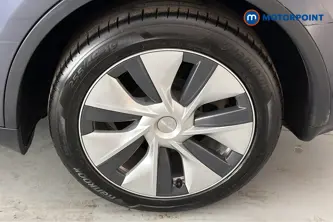 Tesla Model Y Long Range Automatic Electric SUV - Stock Number (1665455) - 45th supplementary image
