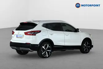 Nissan Qashqai Tekna Manual Petrol SUV - Stock Number (1665547) - Drivers side rear corner