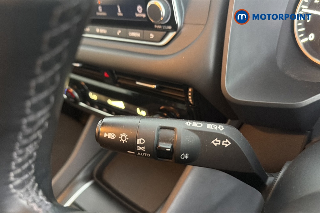Nissan Qashqai Acenta Premium Manual Petrol SUV - Stock Number (1665607) - 5th supplementary image