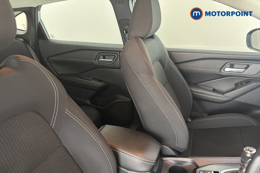 Nissan Qashqai Acenta Premium Manual Petrol SUV - Stock Number (1665607) - 22nd supplementary image