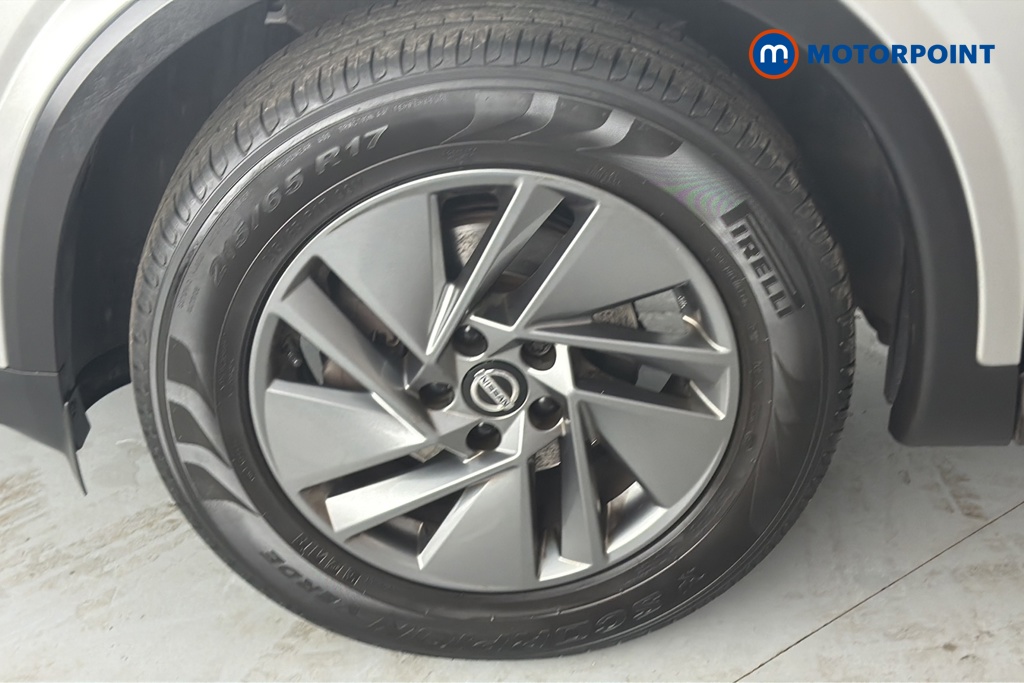 Nissan Qashqai Acenta Premium Manual Petrol SUV - Stock Number (1665607) - 44th supplementary image