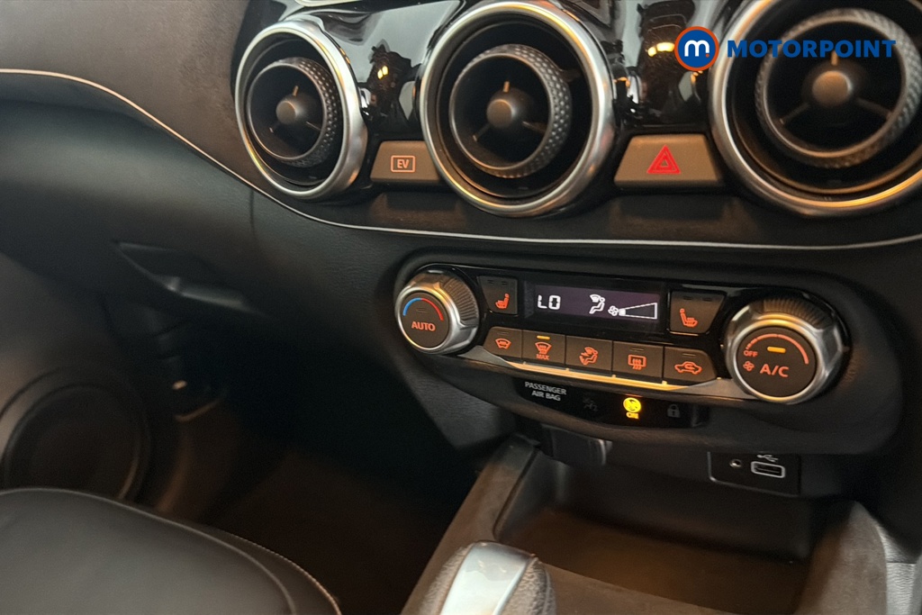 Nissan Juke Tekna-Plus Automatic Petrol-Electric Hybrid SUV - Stock Number (1666373) - 12th supplementary image