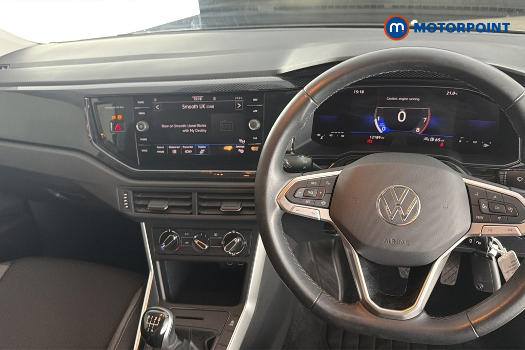 Volkswagen Polo Life Manual Petrol Hatchback - Stock Number (1666736) - 1st supplementary image