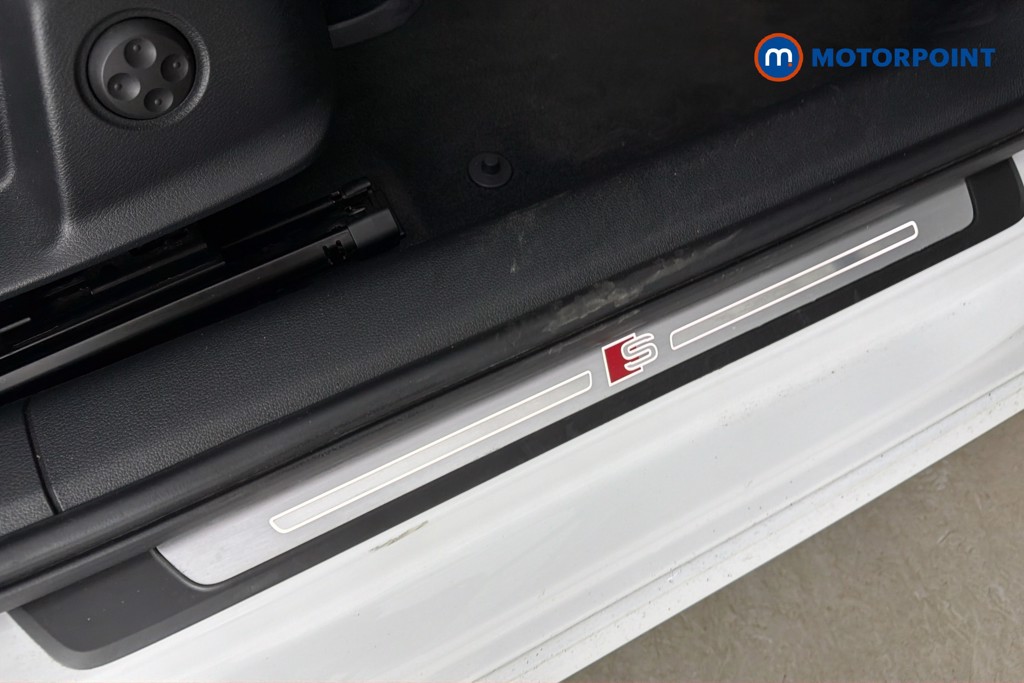 Audi A4 Black Edition Automatic Petrol Estate - Stock Number (1601094) - 25th supplementary image