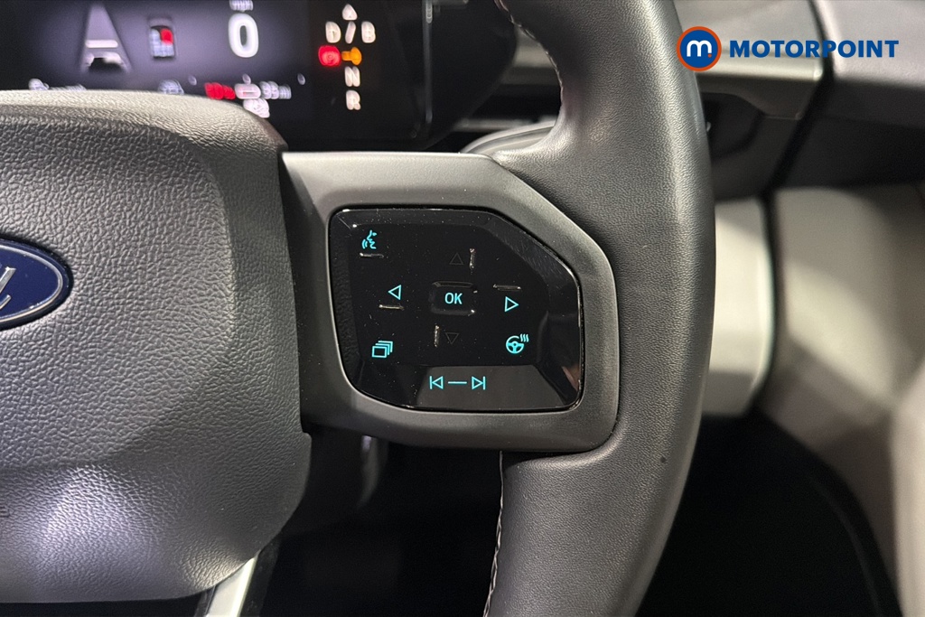 Ford Explorer Select Automatic Electric SUV - Stock Number (1646133) - 3rd supplementary image