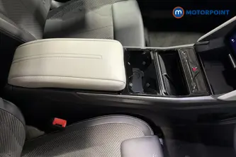 Ford Explorer Select Automatic Electric SUV - Stock Number (1646133) - 15th supplementary image