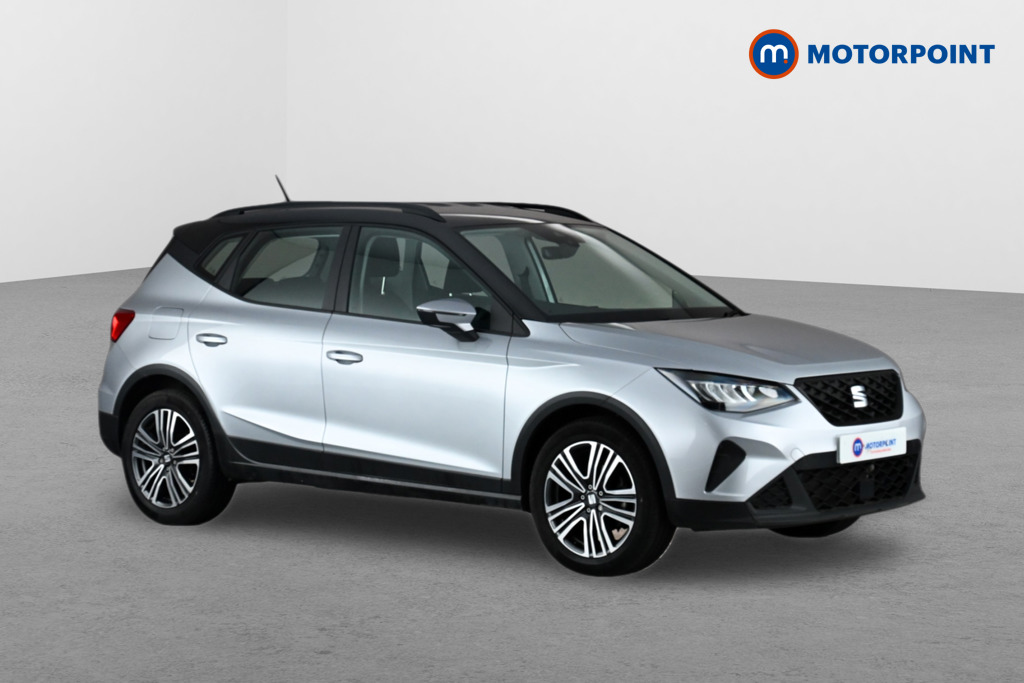 SEAT Arona listing photo