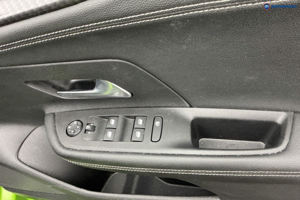 Vauxhall Mokka Ultimate Automatic Electric SUV - Stock Number (1653893) - 25th supplementary image