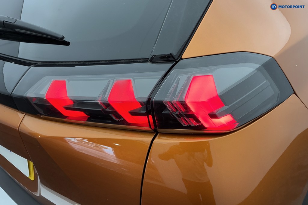 Peugeot 2008 Active Premium-Plus Automatic Electric SUV - Stock Number (1654409) - 30th supplementary image