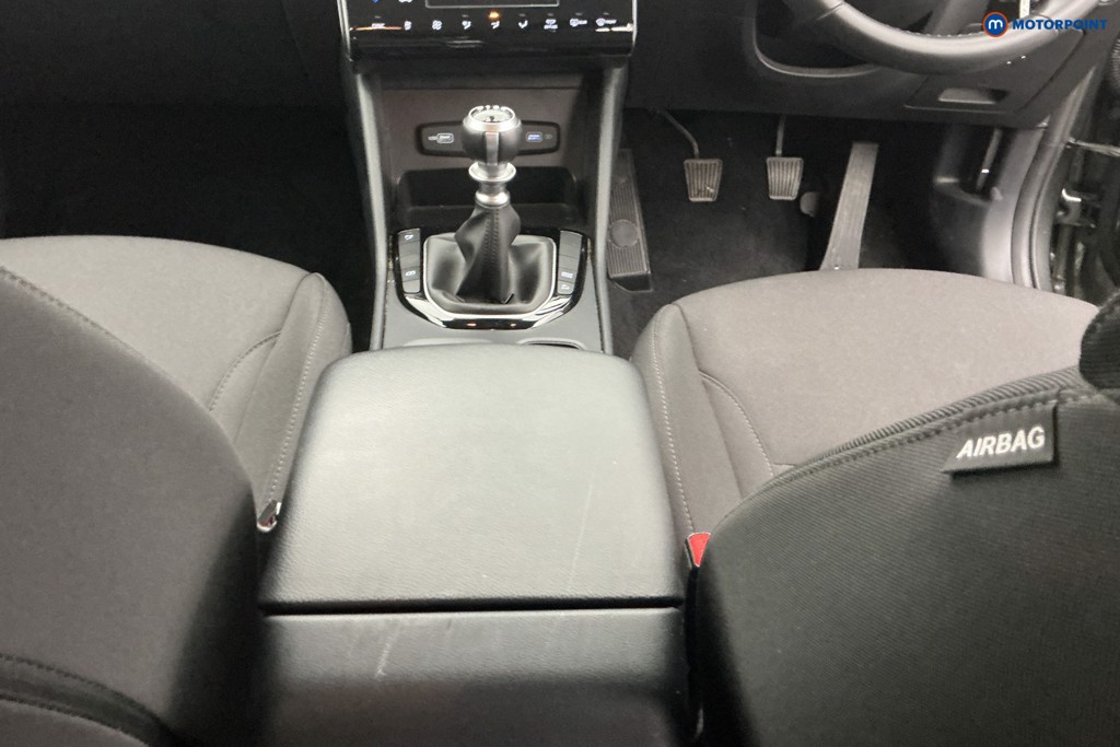 Hyundai Tucson Se Connect Manual Petrol SUV - Stock Number (1654666) - 11th supplementary image
