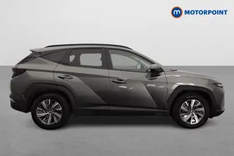 Hyundai Tucson Se Connect Manual Petrol SUV - Stock Number (1654666) - Drivers side