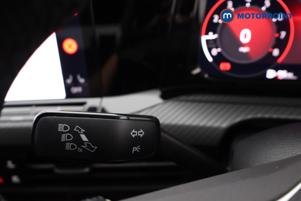Volkswagen Golf R-Line Manual Petrol Hatchback - Stock Number (1655838) - 5th supplementary image