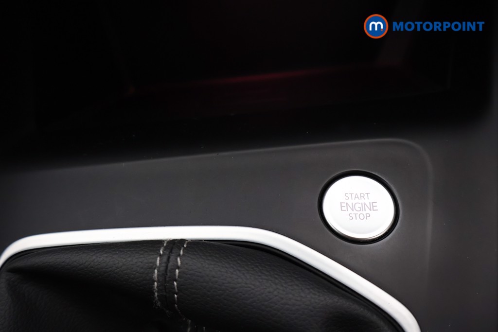 Volkswagen Golf R-Line Manual Petrol Hatchback - Stock Number (1655838) - 10th supplementary image