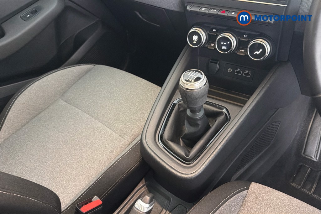 Renault Clio Evolution Manual Petrol Hatchback - Stock Number (1655951) - 15th supplementary image