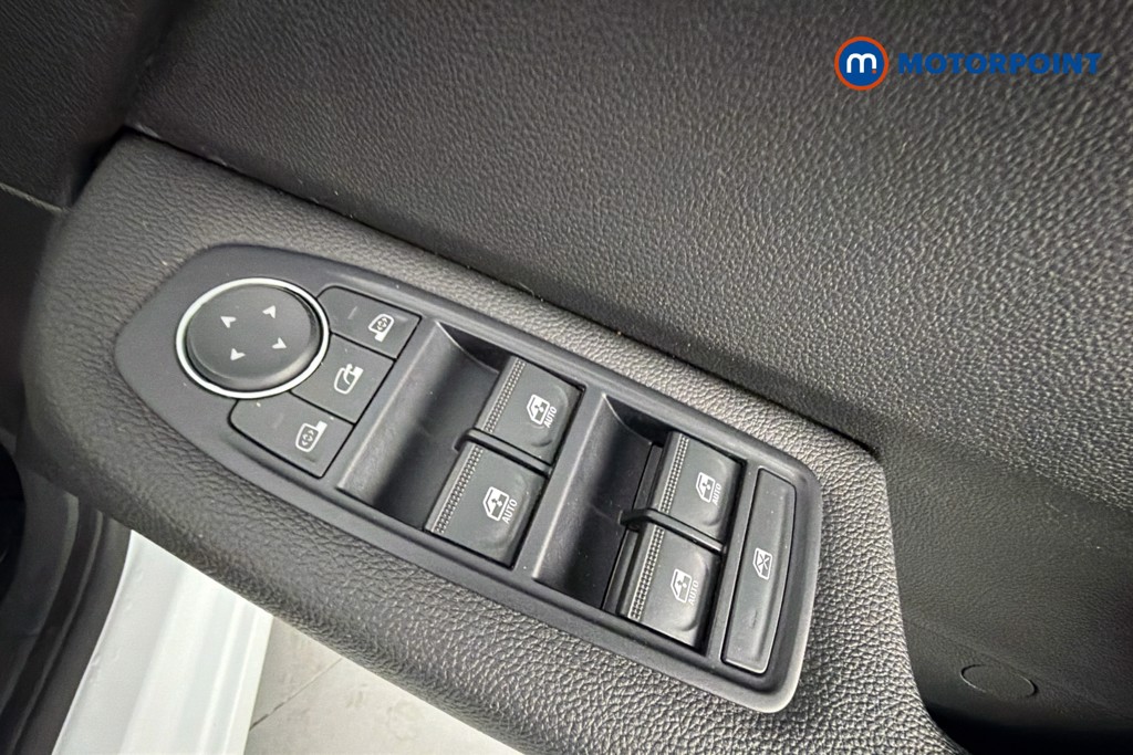 Renault Clio Evolution Manual Petrol Hatchback - Stock Number (1655951) - 20th supplementary image