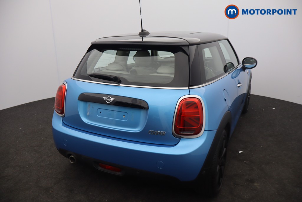 Mini Hatchback Cooper Automatic Petrol Hatchback - Stock Number (1656197) - 2nd supplementary image