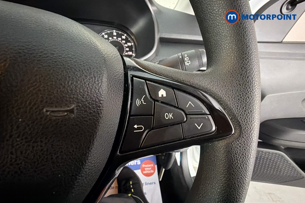 Dacia Sandero Essential Manual Petrol Hatchback - Stock Number (1657019) - 4th supplementary image