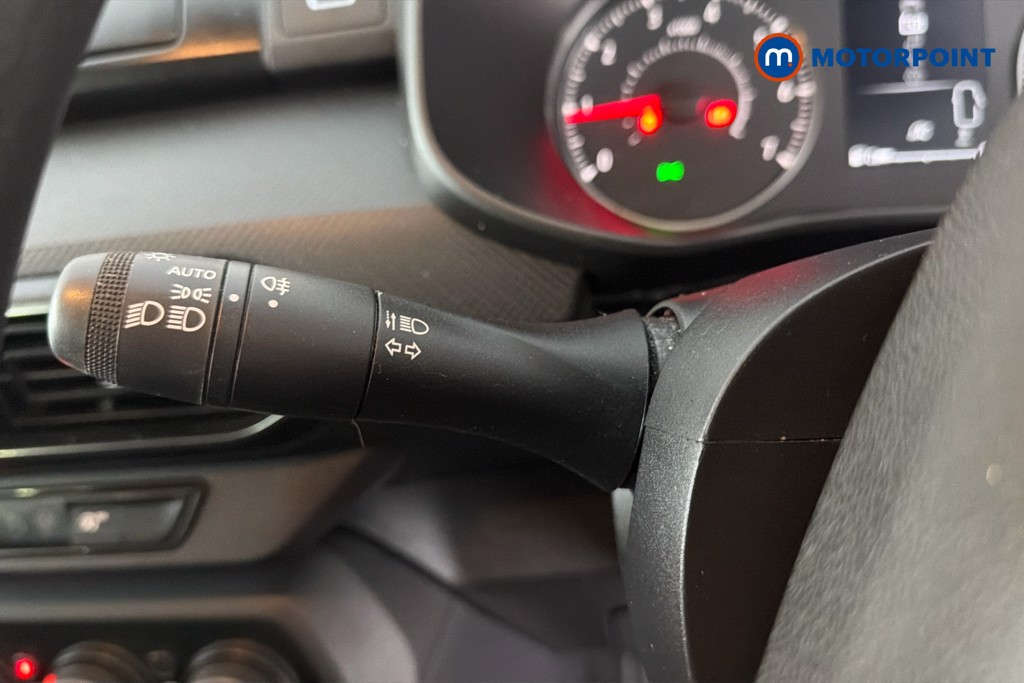 Dacia Sandero Essential Manual Petrol Hatchback - Stock Number (1657019) - 6th supplementary image
