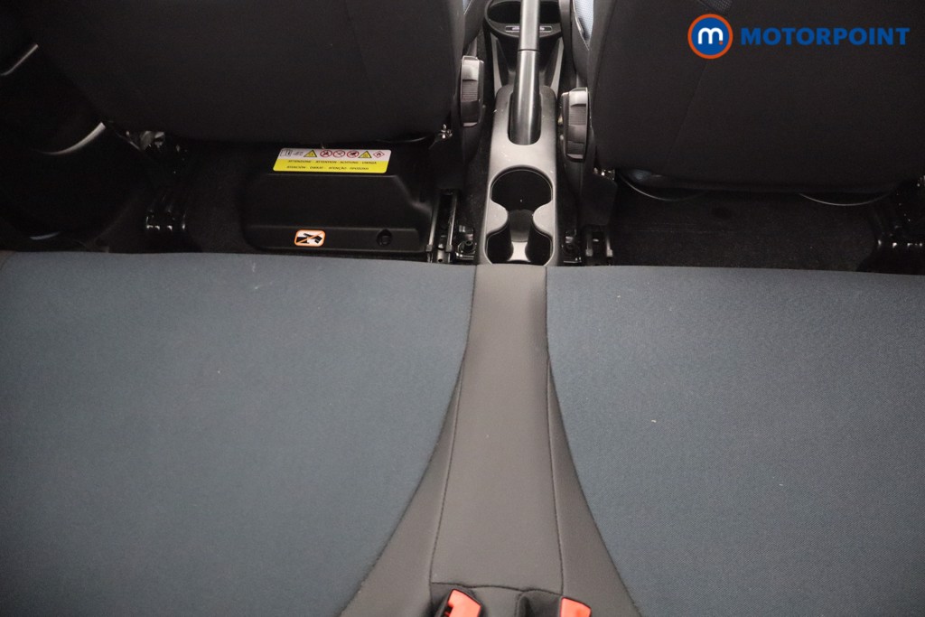Fiat 500 Launch Edition Manual Petrol Hatchback - Stock Number (1658332) - 5th supplementary image