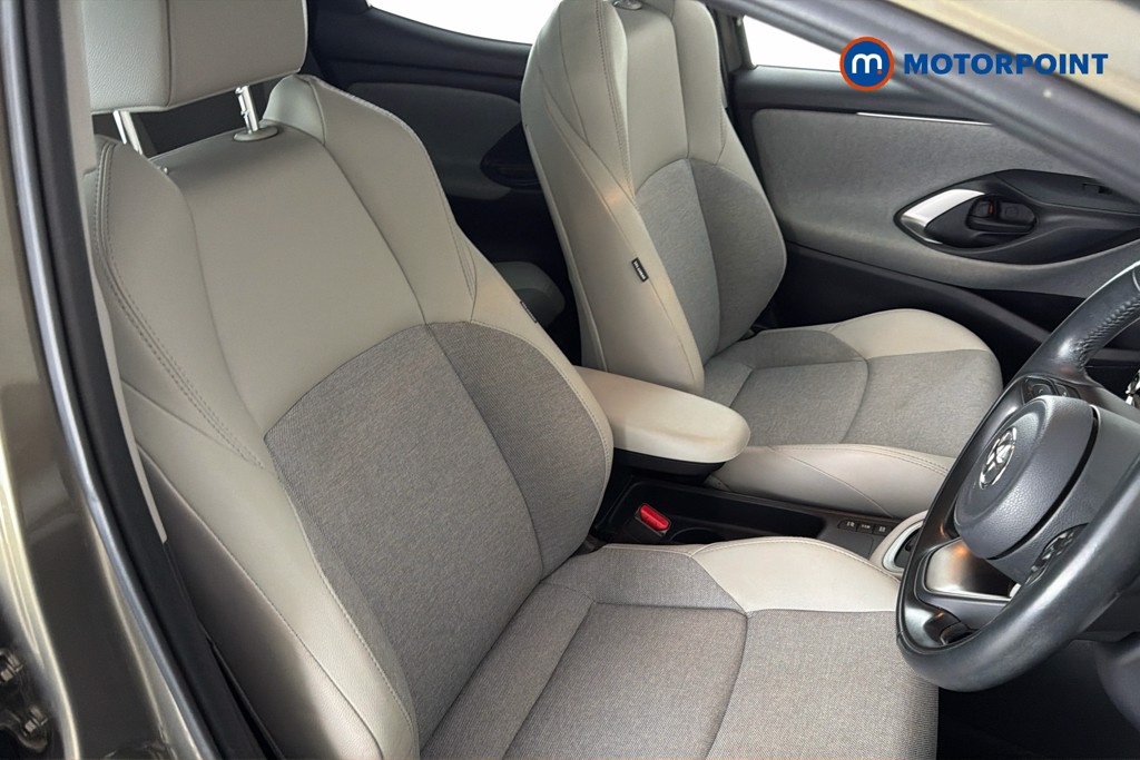 Toyota Yaris Excel Automatic Petrol-Electric Hybrid Hatchback - Stock Number (1658360) - 14th supplementary image