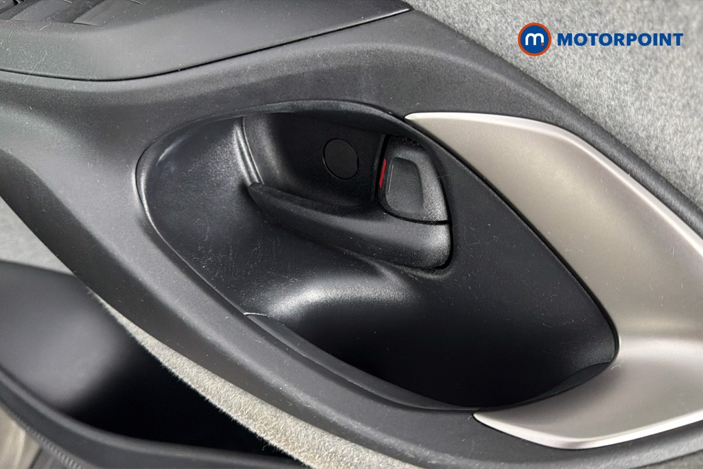 Toyota Yaris Excel Automatic Petrol-Electric Hybrid Hatchback - Stock Number (1658360) - 42nd supplementary image