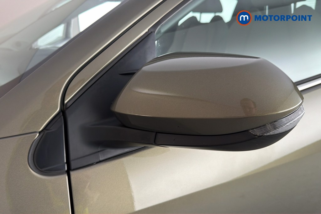 Toyota Yaris Excel Automatic Petrol-Electric Hybrid Hatchback - Stock Number (1658360) - 43rd supplementary image