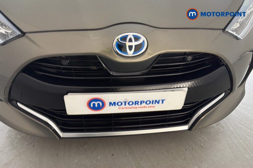 Toyota Yaris Excel Automatic Petrol-Electric Hybrid Hatchback - Stock Number (1658360) - 45th supplementary image