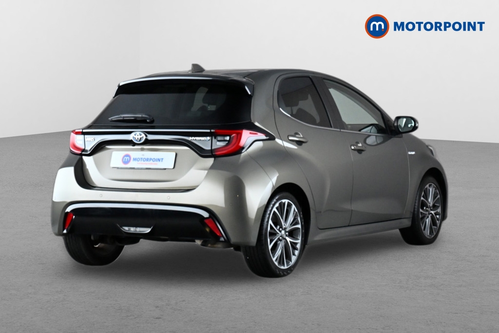 Toyota Yaris Excel Automatic Petrol-Electric Hybrid Hatchback - Stock Number (1658360) - Drivers side rear corner