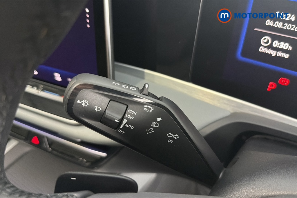 Volkswagen Passat Life Automatic Petrol Plug-In Hybrid Estate - Stock Number (1658411) - 5th supplementary image