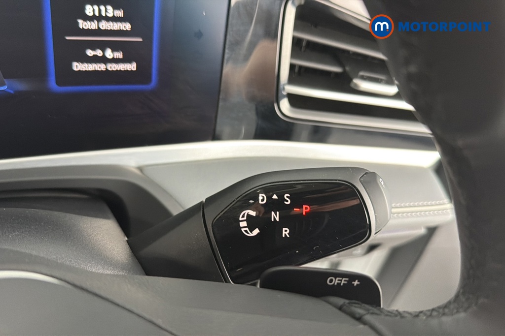 Volkswagen Passat Life Automatic Petrol Plug-In Hybrid Estate - Stock Number (1658411) - 6th supplementary image