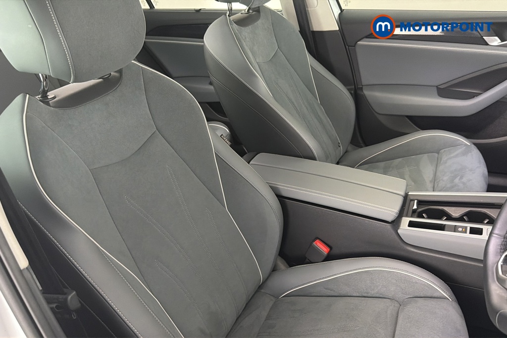 Volkswagen Passat Life Automatic Petrol Plug-In Hybrid Estate - Stock Number (1658411) - 22nd supplementary image