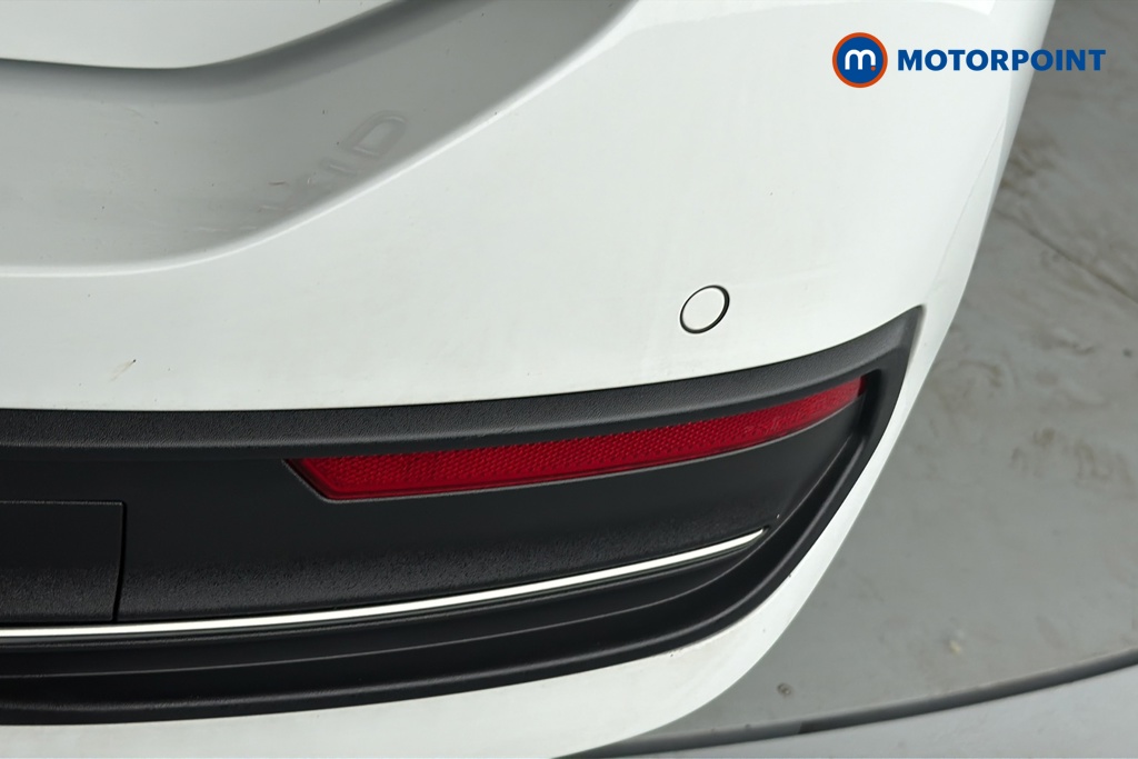 Volkswagen Passat Life Automatic Petrol Plug-In Hybrid Estate - Stock Number (1658411) - 39th supplementary image